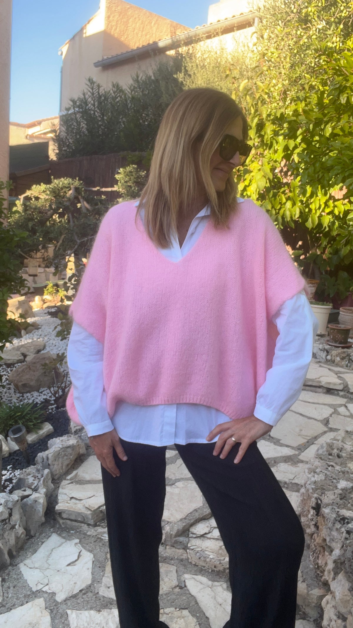 PULL SANS MANCHES OVERSIZE ROSE PÂLE