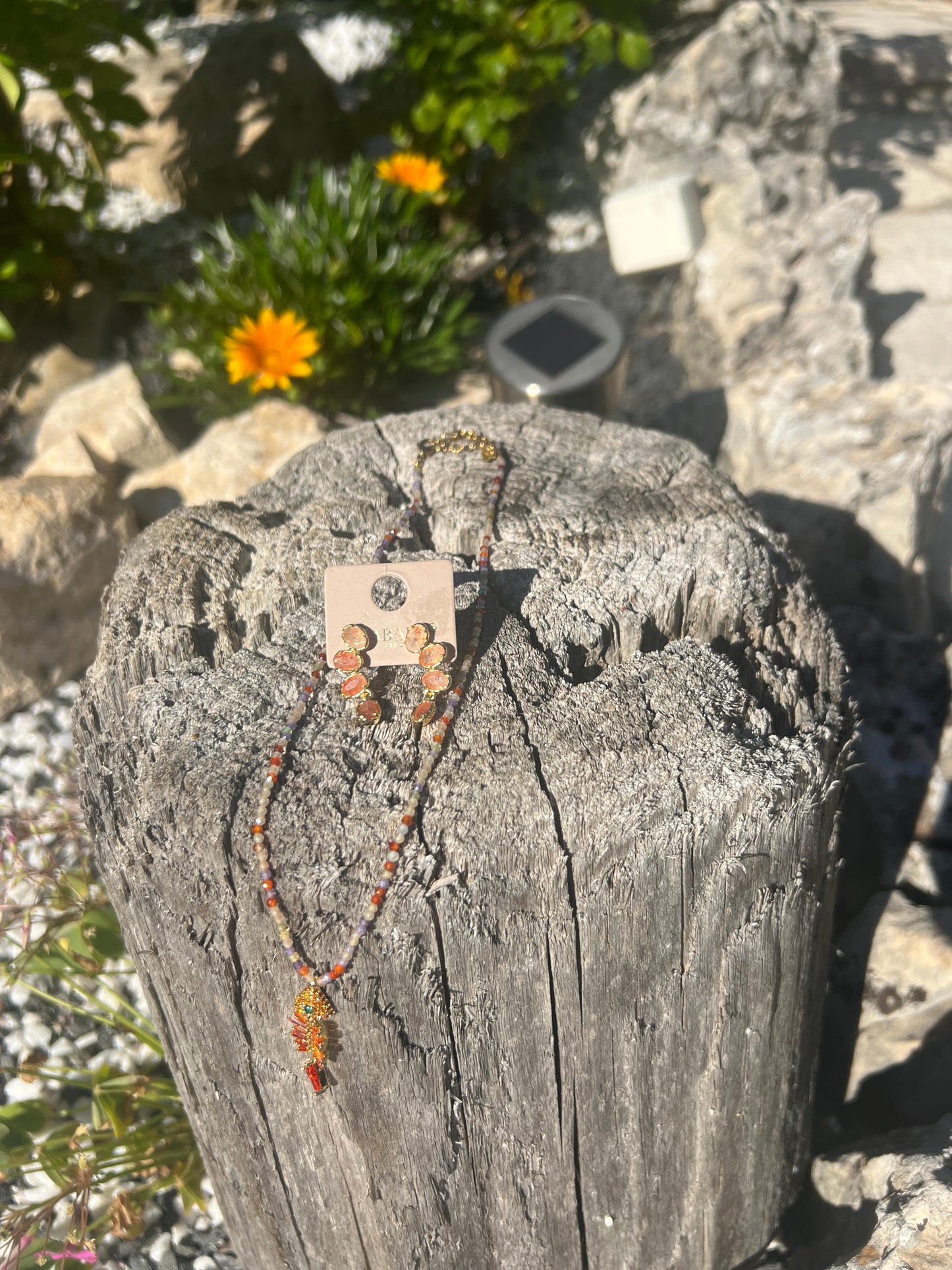 BOUCLES D'OREILLES PENDANTES COLORES  HABAHA