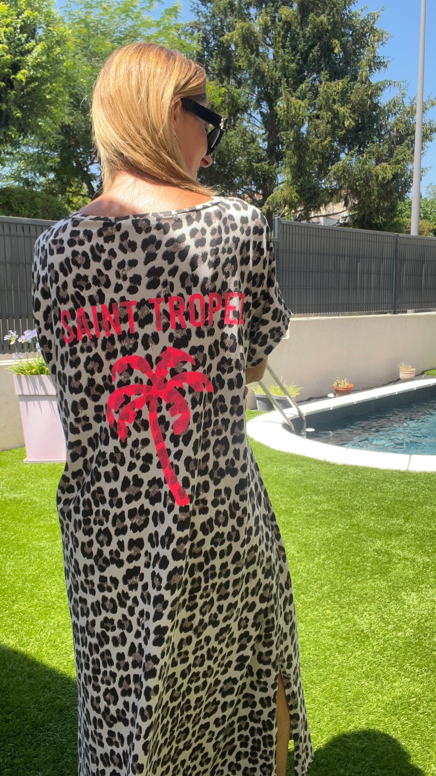 ROBE LONGUE TEE SHIRT LEOPARD BEIGE/NOIR SAINT-TROPEZ