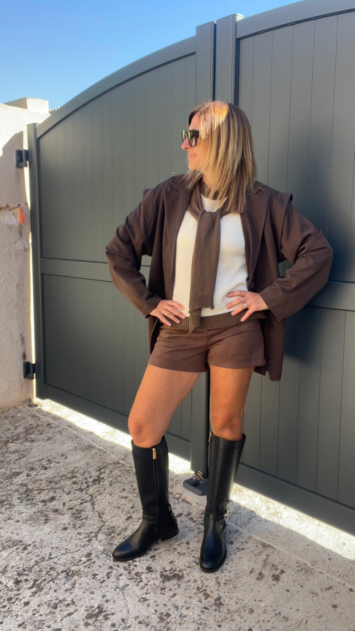 SHORT CHOCOLAT "SUEDINE"
