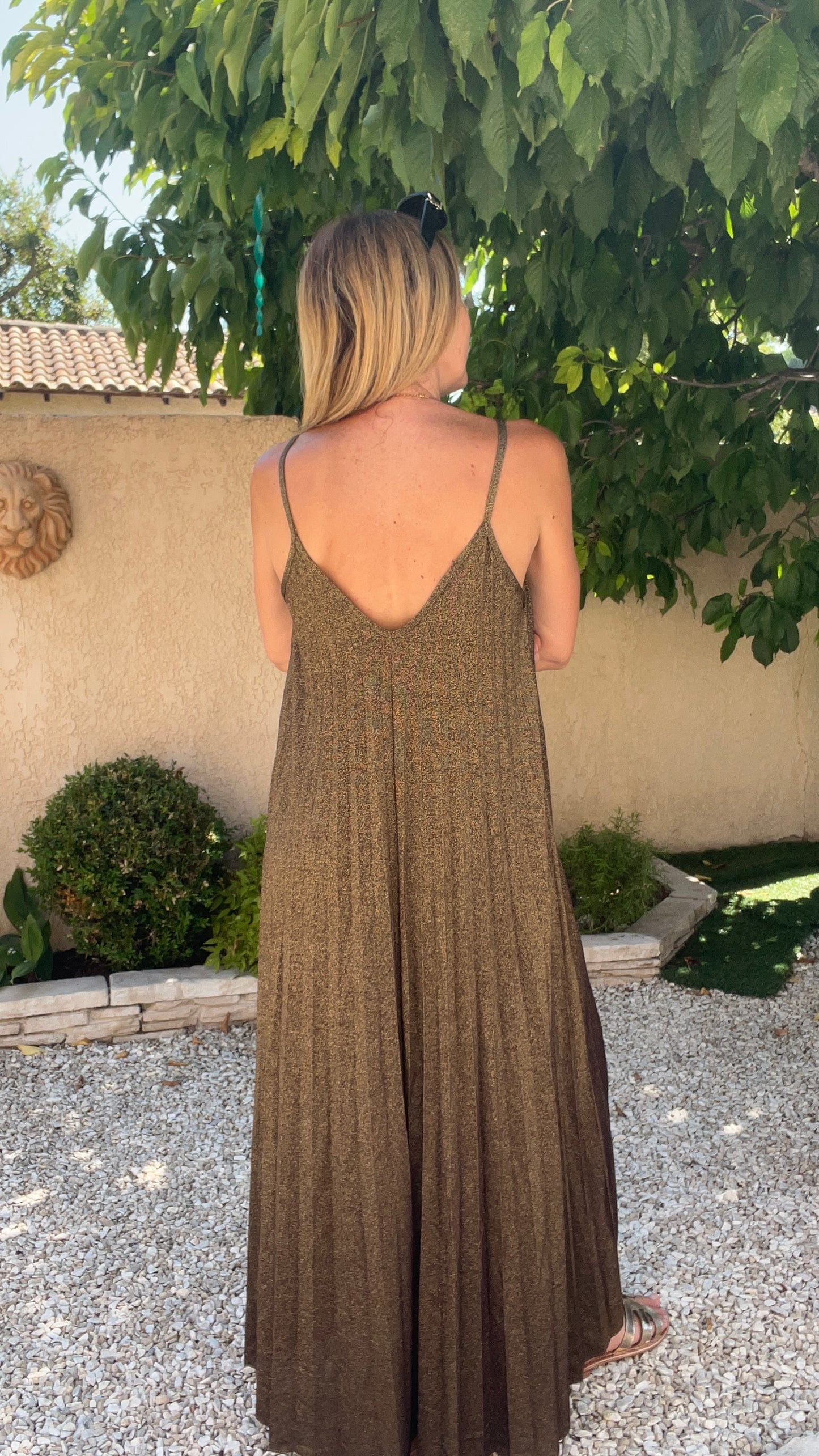 ROBE CHOCOLAT A PAILLETTES PLISSEE "LUMINEUSE"