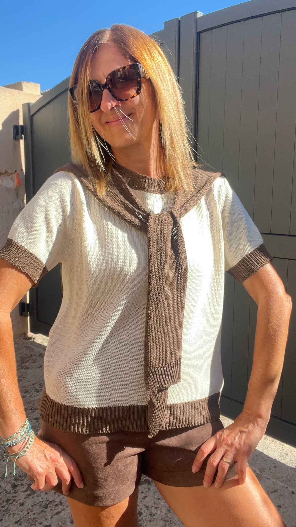 PULL BEIGE MANCHES  COURTES COL MARIN CHOCOLAT