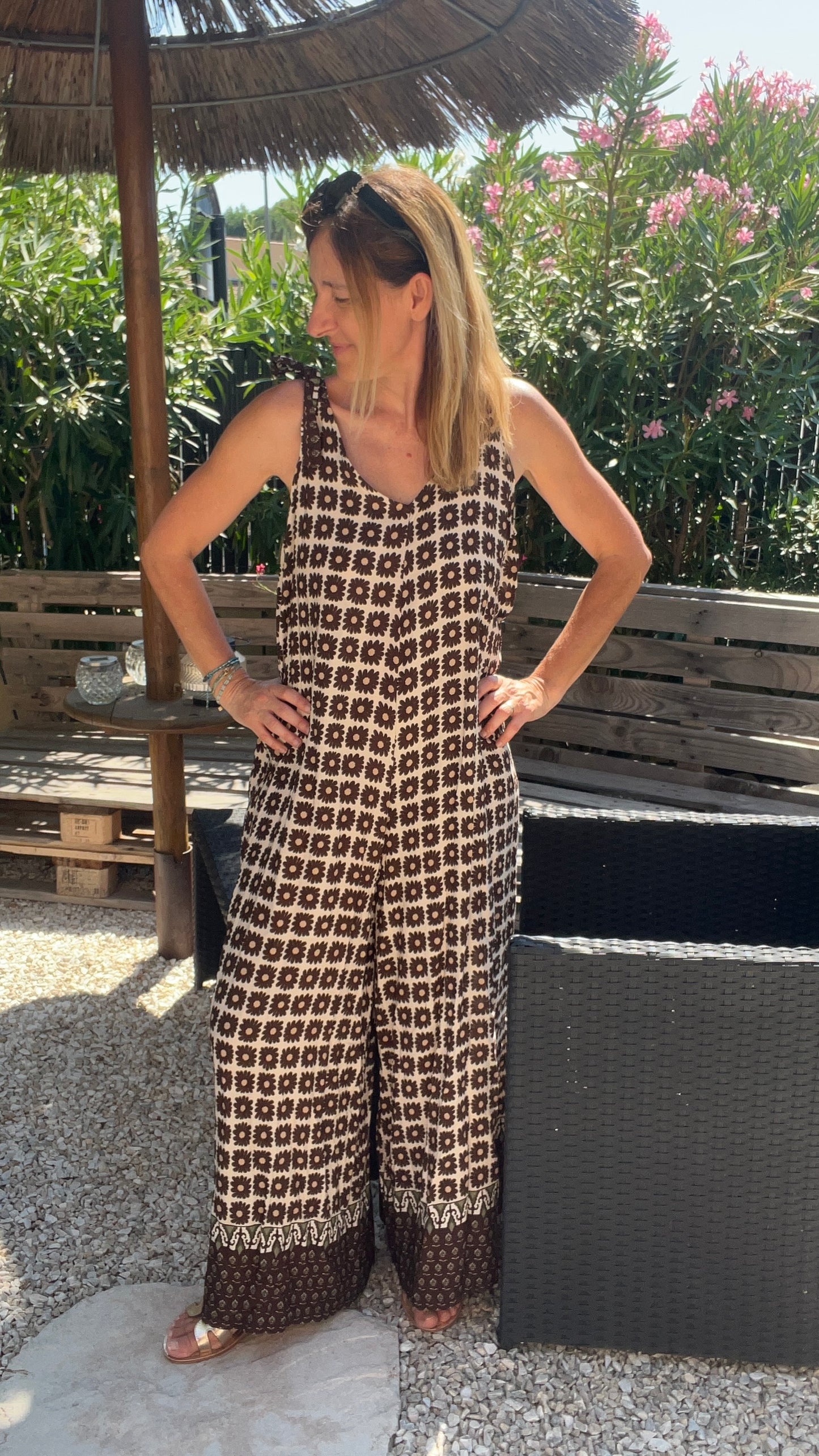COMBINAISON PANTALON FLUIDE FLEURI BEIGE/CHOCOLAT