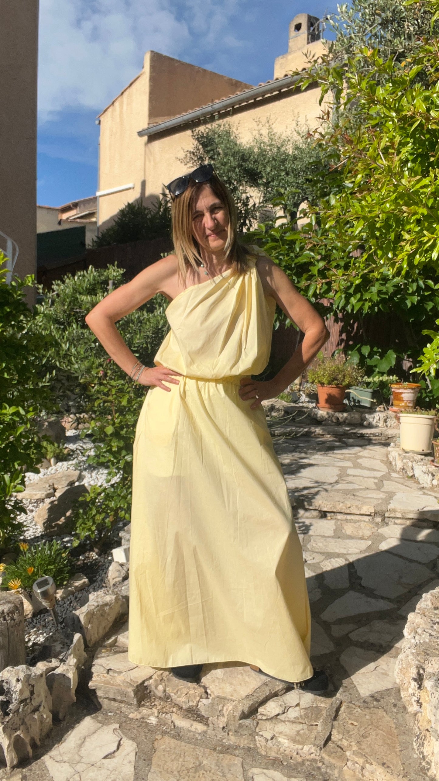 ENSEMBLE  JAUNE JUPE/TOP DOS NU EN POPELINE