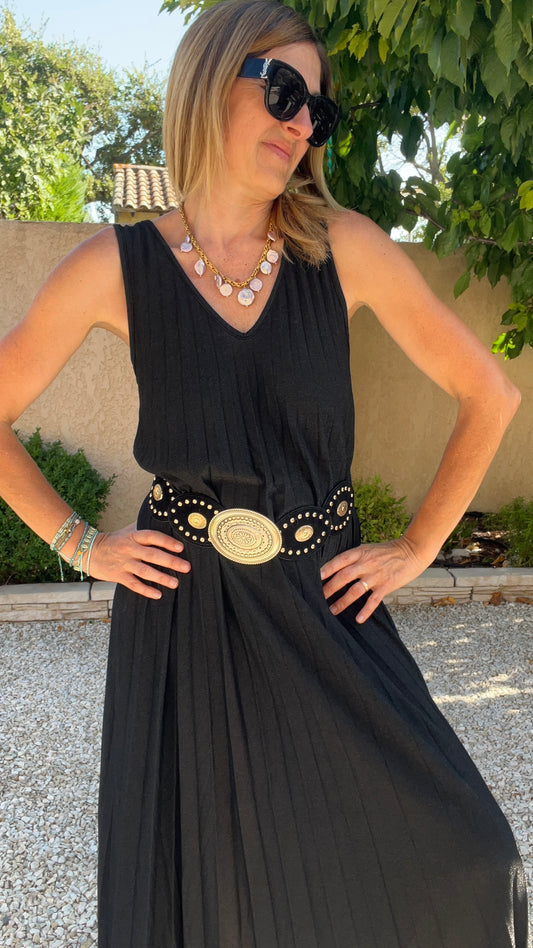ROBE NOIRE PAILLETEE PLISSEE "LUMINEUSE"