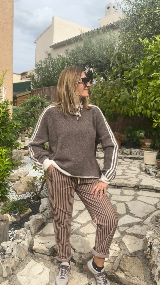 PULL CHOCOLAT/BEIGE RAYURES SUR LES MANCHES