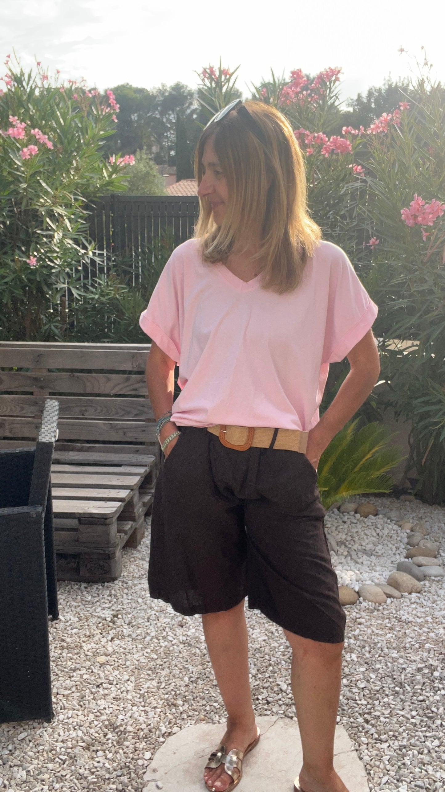 TEE-SHIRT ROSE COL EN V